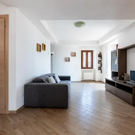 Casa Belvedere - Affitti Brevi Italia * Poggio Picenze